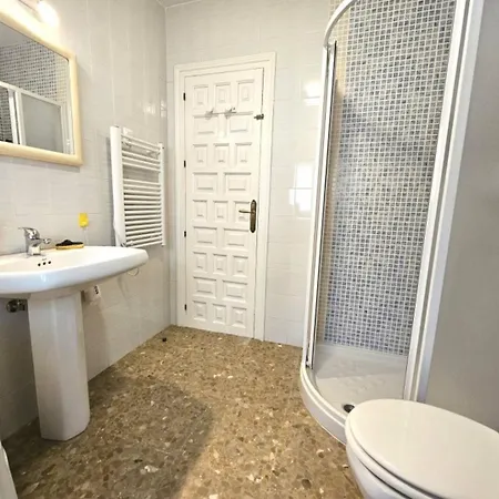 Con Piscina En - Pass The Keys * Marbella