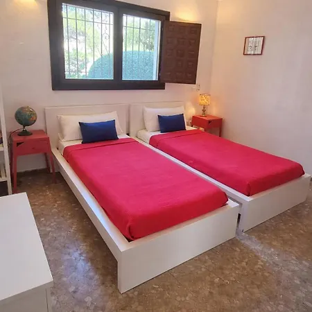 Con Piscina En - Pass The Keys Ferienhaus