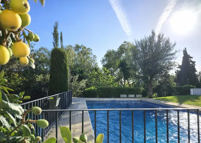 Con Piscina En - Pass The Keys * Marbella
